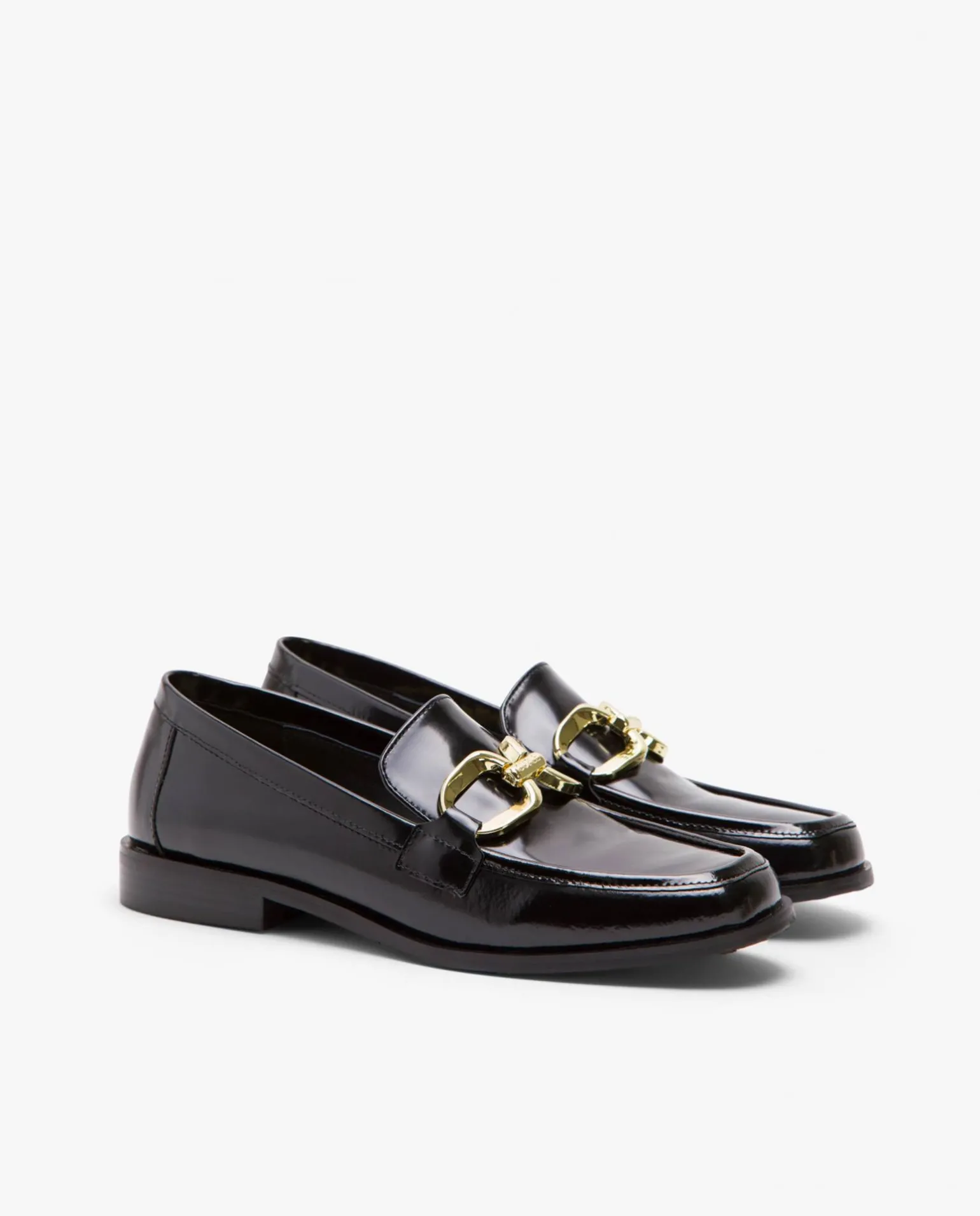 Mocasin Plano Charol Piel Negro