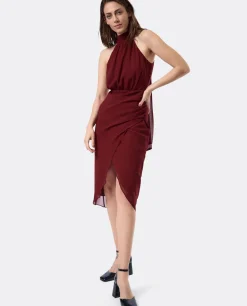 Vestido Escote Halter Gasa Burdeos